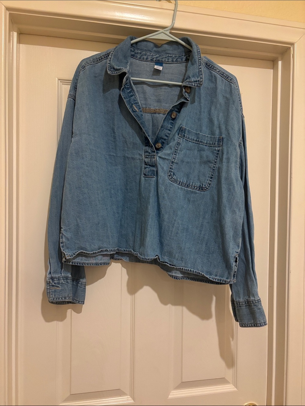 Old Navy Cropped Denim Pullover Shirt
